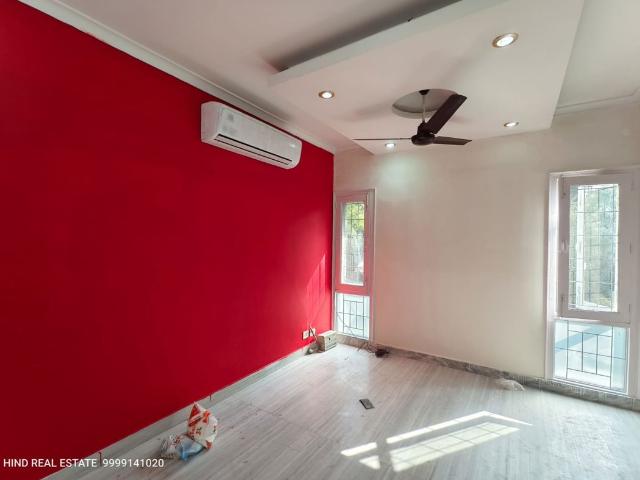 Property for rent in Deri