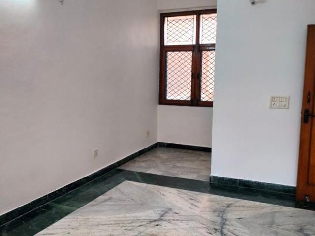 Property for rent in Deri