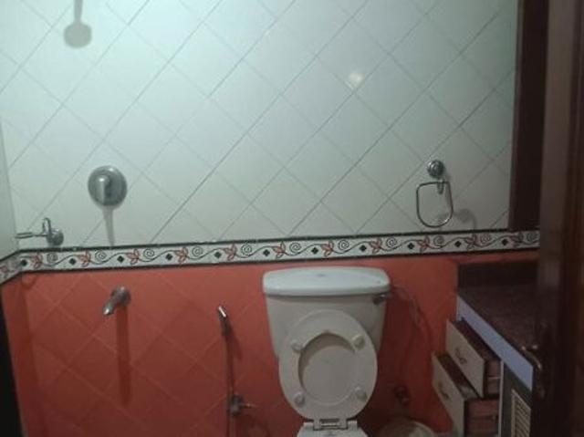 Property for rent in Deri