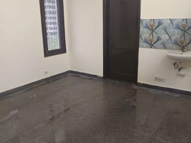 Property for rent in Deri