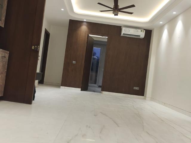 Property for rent in Deri