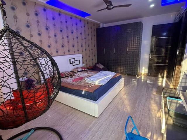 Property for rent in Deri