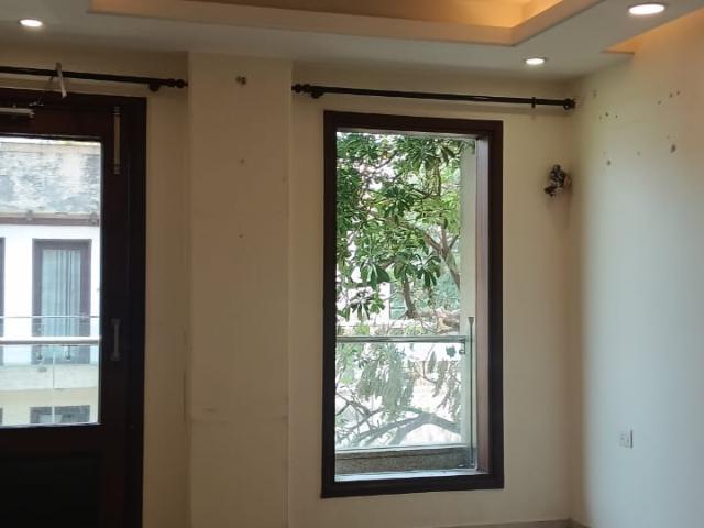 Property for sale in Deri