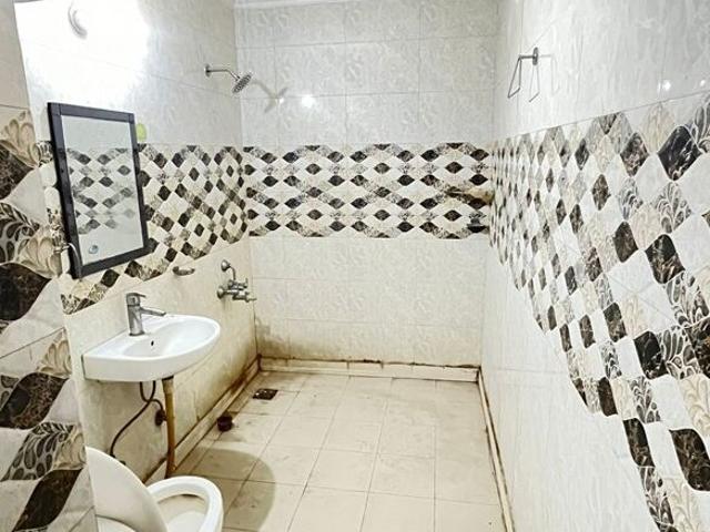 Flat for rent in Deri