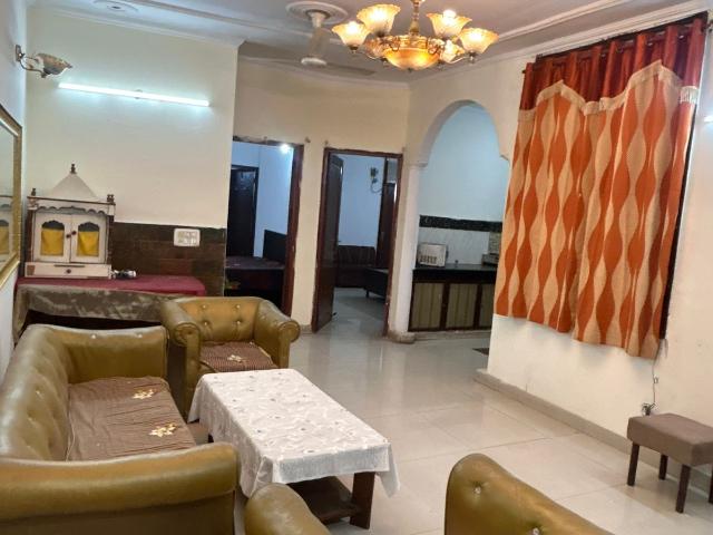 Flat for rent in Deri