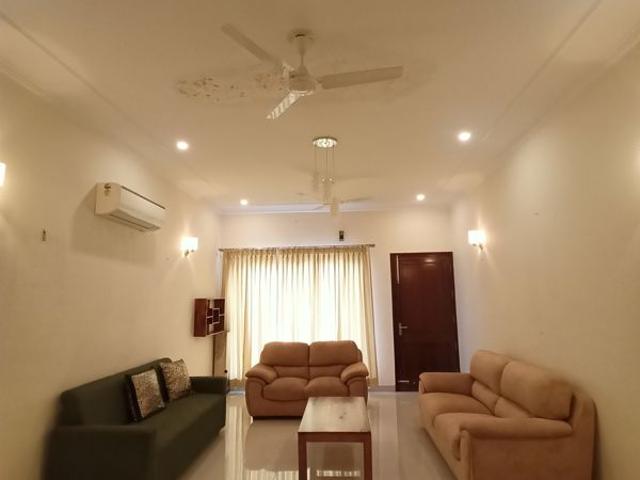 House for rent in Hariana