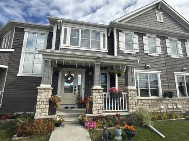 Townhouse for rent in Cityscape, Calgary