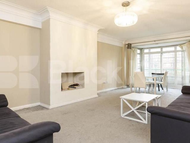 Apartment for rent in Chalk Farm, Greater London