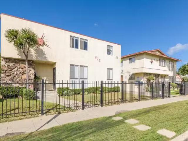 Condo for sale in Inglewood