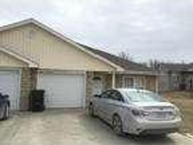 House for rent in Warrensburg, Illinois