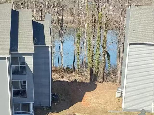 Condo for rent in Anderson