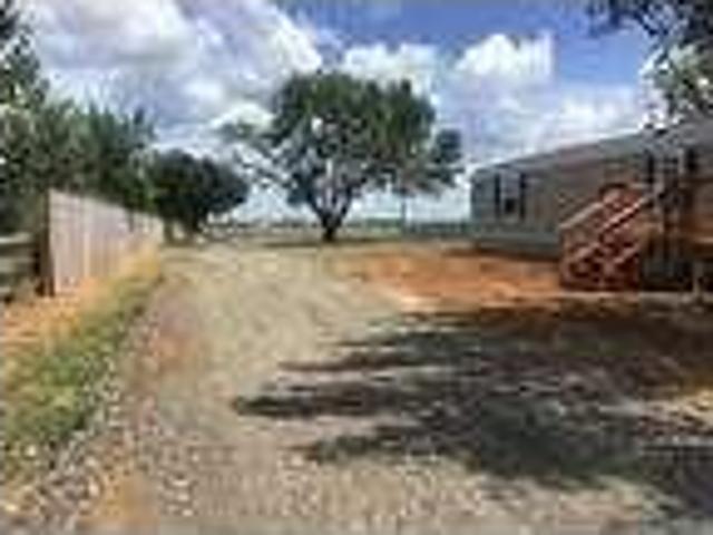 House for rent in Adkins