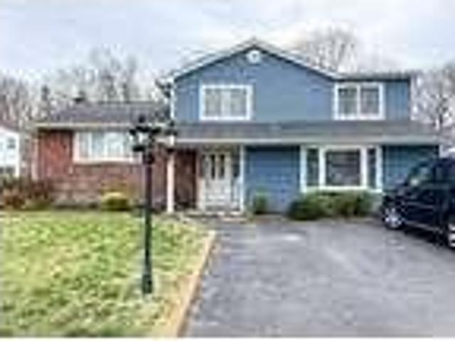 House for rent in Bohemia, New York