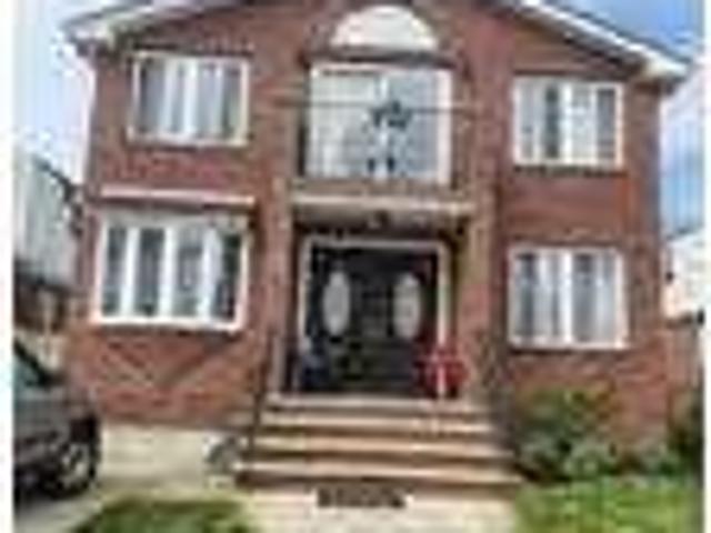 House for rent in Queens, Arverne
