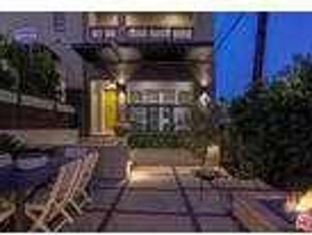 House for rent in Canoga Park, California