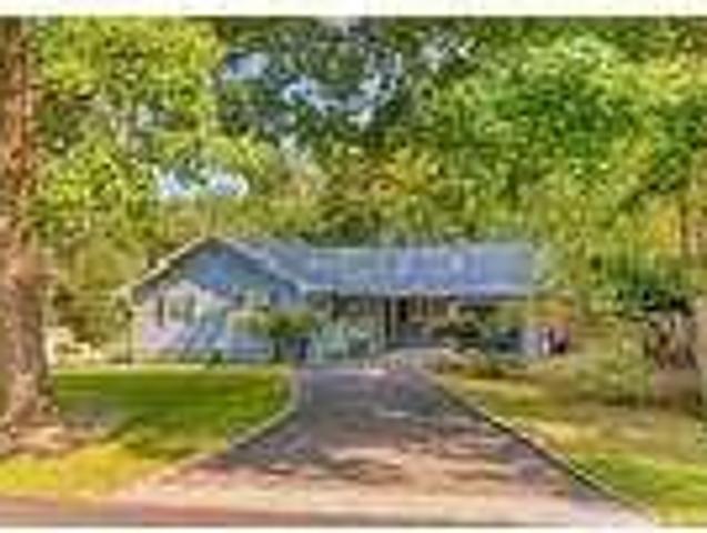 House for rent in Centereach, New York