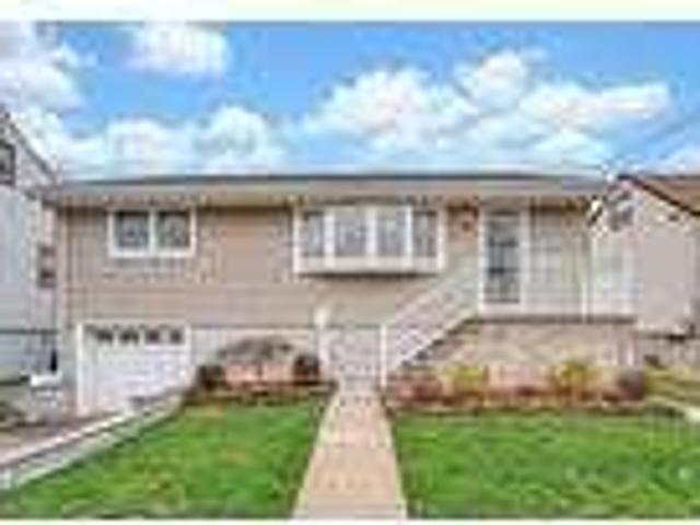 House for rent in Secaucus, Hudson County