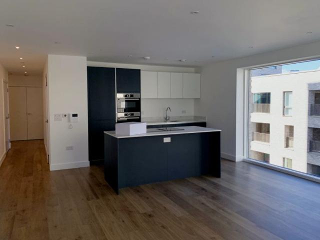 Apartment for rent in East Greenwich, Greater London