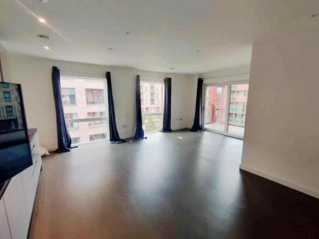 Apartment for rent in Colindale, Greater London
