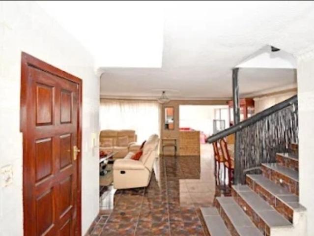 Apartment for rent in Lyndhurst, Johannesburg