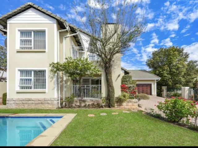 Townhouse for sale in Vosloorus, Gauteng