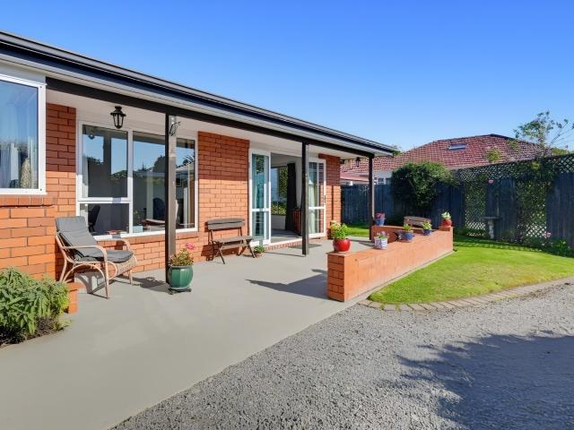 House for rent in Chaslands, Canterbury