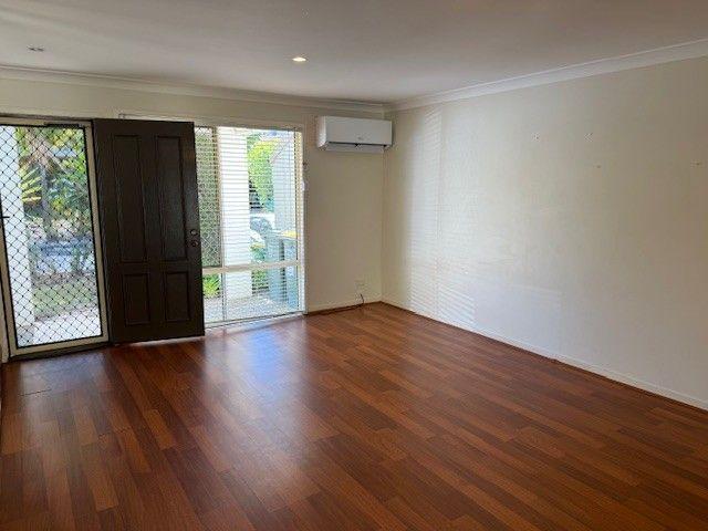 Townhouse for rent in Fernbrook, Queensland