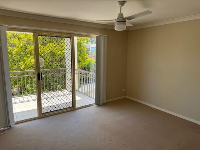 Townhouse for rent in Fernbrook, Queensland