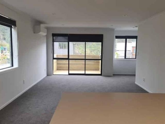 Townhouse for rent in Papakaio, Wellington