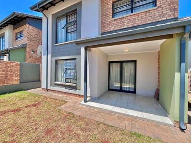 Townhouse for rent in Centurion