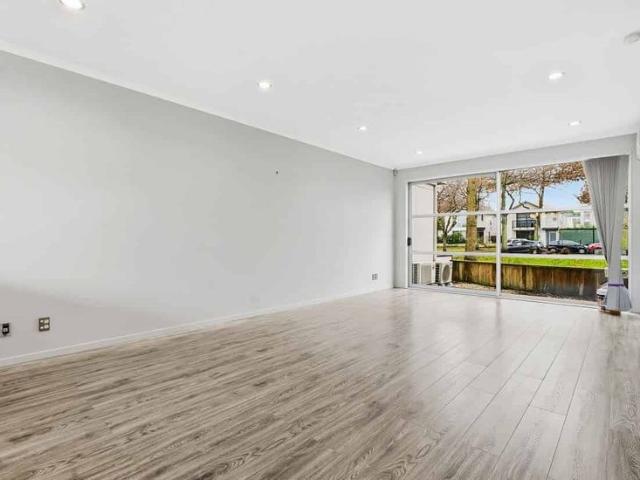 Townhouse for rent in Papakura