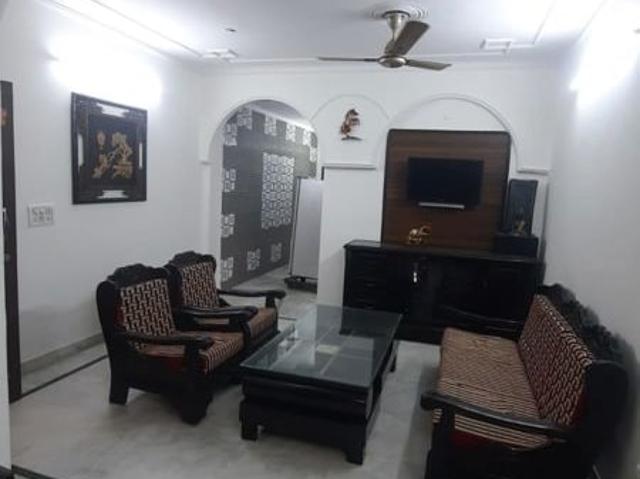 Property for rent in Deri
