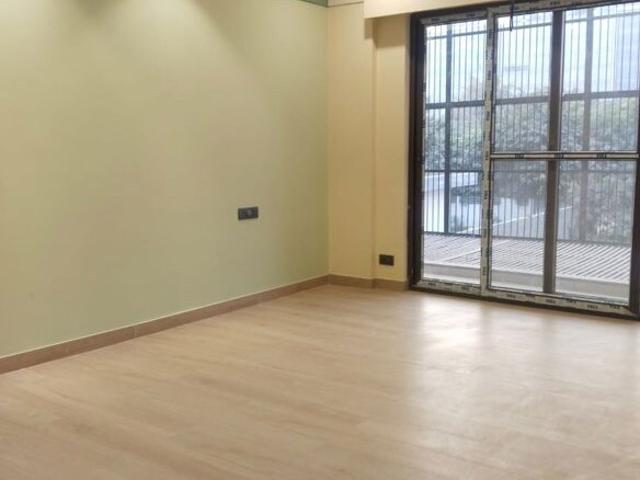 Property for rent in Deri