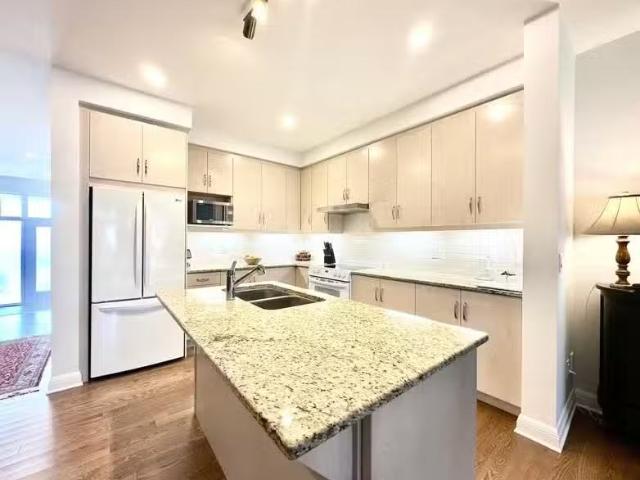 Condo for rent in Mulhurst Bay, Ontario