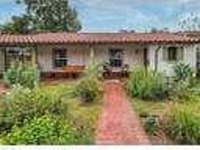 House for rent in Claremont