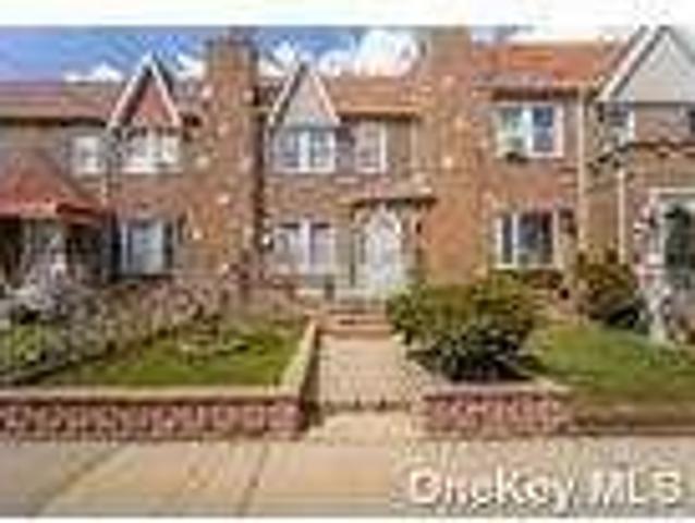 House for rent in Queens, Arverne