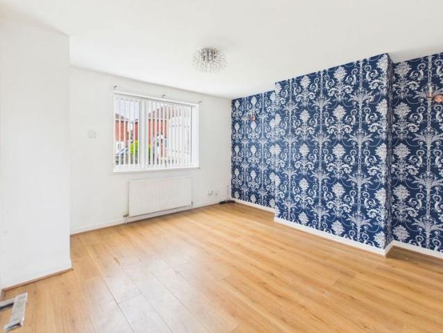 House for rent in Wrangbrook, Wakefield