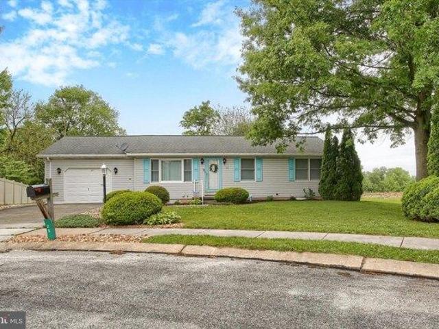 House for sale in Abbottstown, Pennsylvania