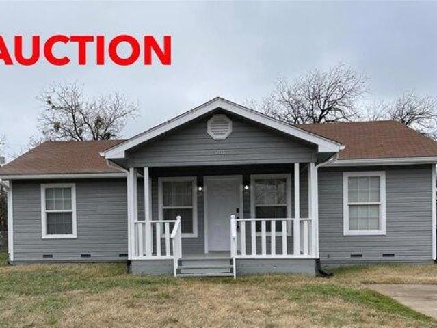 House for sale in Taylor, Texas