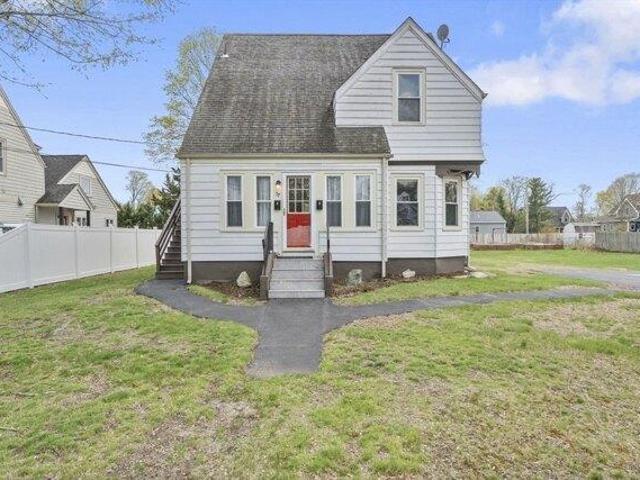 House for sale in Abington, Massachusetts