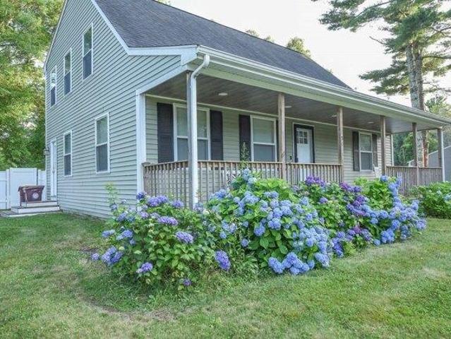 House for sale in Acushnet, Bristol County