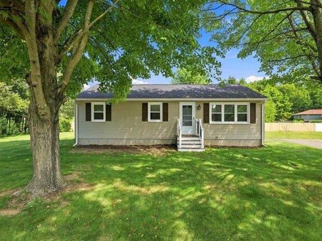 House for sale in Hampden, Massachusetts
