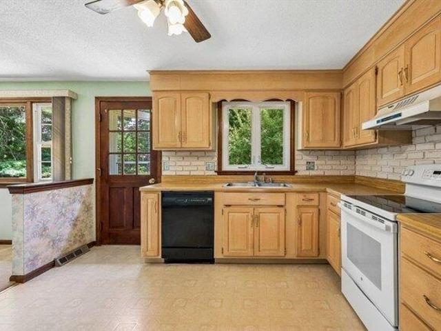 House for sale in Hampden, Massachusetts