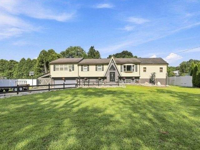 House for sale in Hampden, Massachusetts