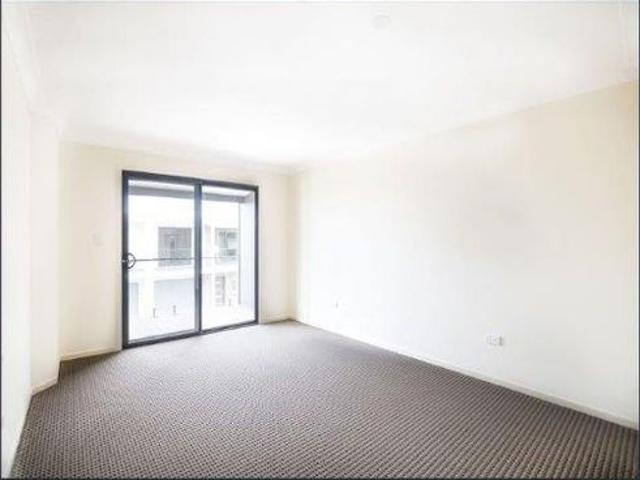Townhouse for rent in Toombul, Queensland