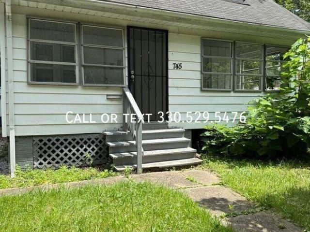 House for rent in West Akron, Akron