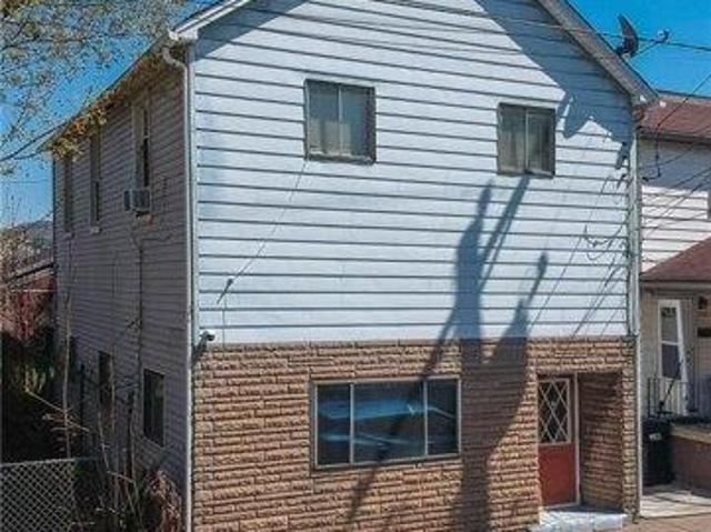 House for sale in Beaver, Pennsylvania