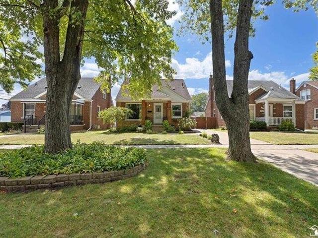 House for sale in Allen Park, Michigan