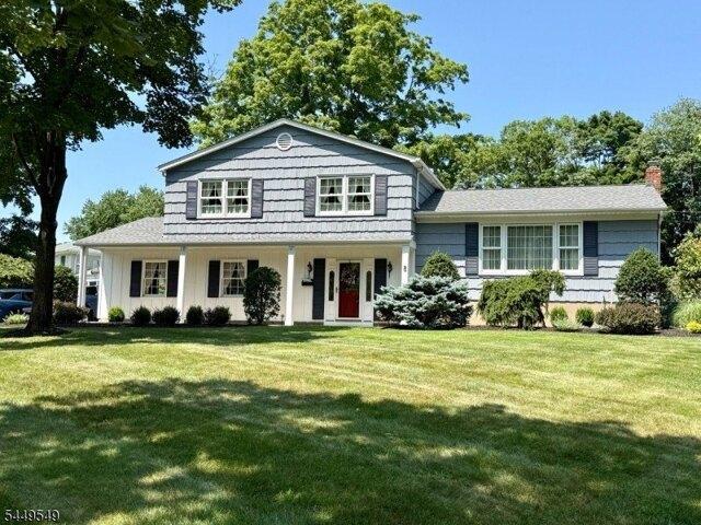 House for sale in Allendale, New Jersey