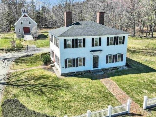 House for sale in New Hampshire